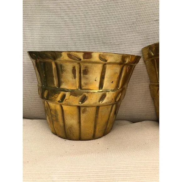 Vintage Wall Pocket Pair Raymor Bucket Shape Tradition by Raymor India Metalware - Picture 2 of 10